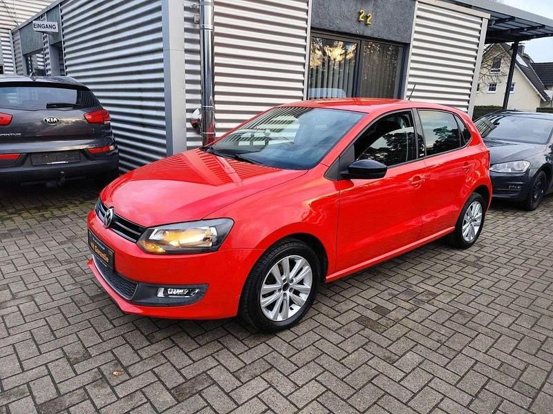 Gebraucht VW Polo Style 60 PS (44 kW) 2011 Rot Kleinwagen