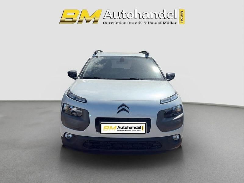 Used Citroën C4 Shine 110 HP (80 kW) 2016 White SUV