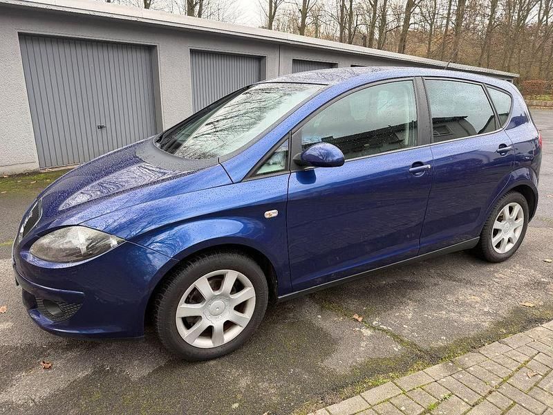 Blau Gebraucht 2005 Seat Altea Van / Kleinbus | 2.749 € (Fairer Preis) - Bild 1/4