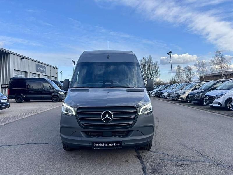 Second-hand Mercedes Sprinter 170 CP (125 kW) 2024 Gri Van