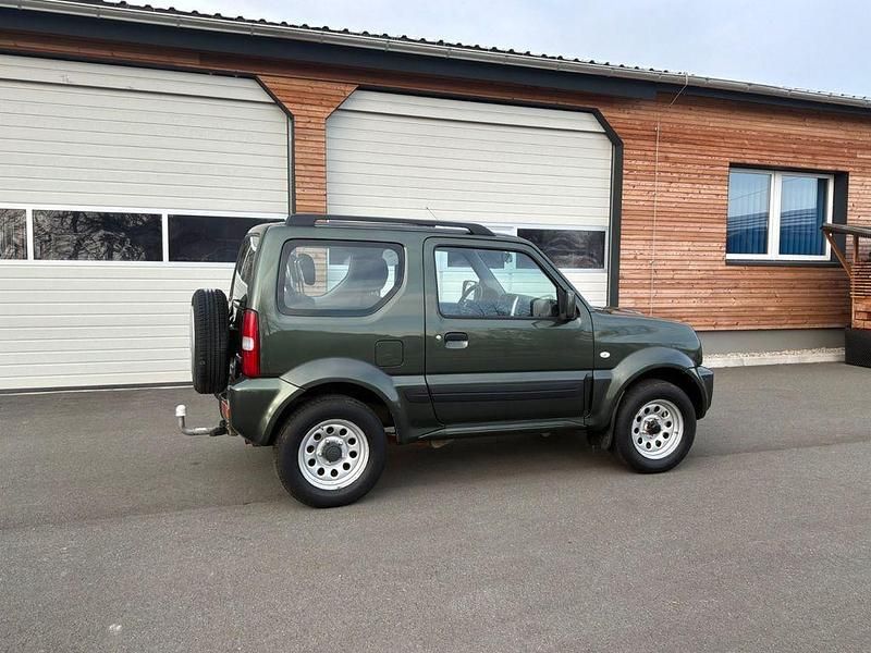Gebraucht Suzuki Jimny Comfort 102 PS (75 kW) 2016 Schwarz SUV