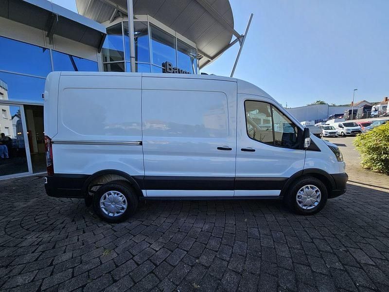 Gebraucht Ford Transit Trend 131 PS (96 kW) 2022 Frozen white Abholung