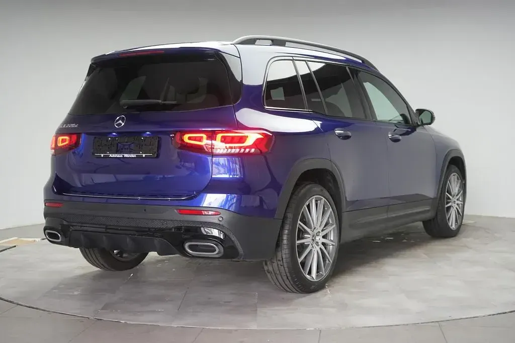 Gebraucht Mercedes GLB220 AMG 190 PS (139 kW) 2021 Blau SUV