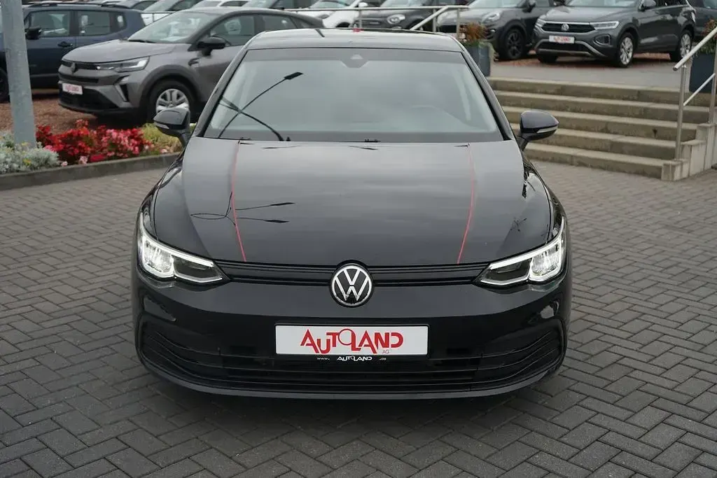 Gebraucht VW Golf VIII Life 110 PS (80 kW) 2021 Schwarz Limousine