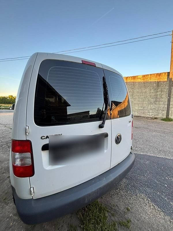 Second-hand VW Caddy 105 CP (77 kW) 2008 Alb Monovolum