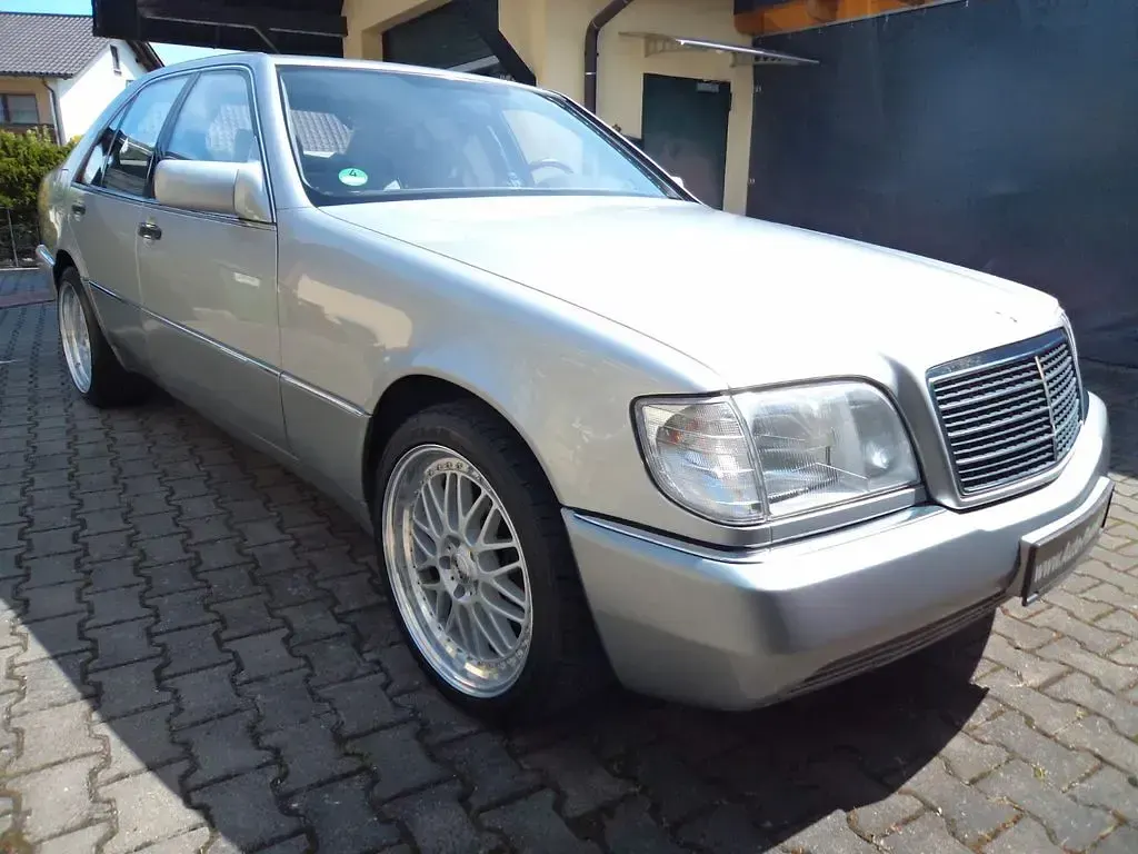 Gebraucht Mercedes S320 231 PS (169 kW) 1992 Brilliantsilber metallic Limousine