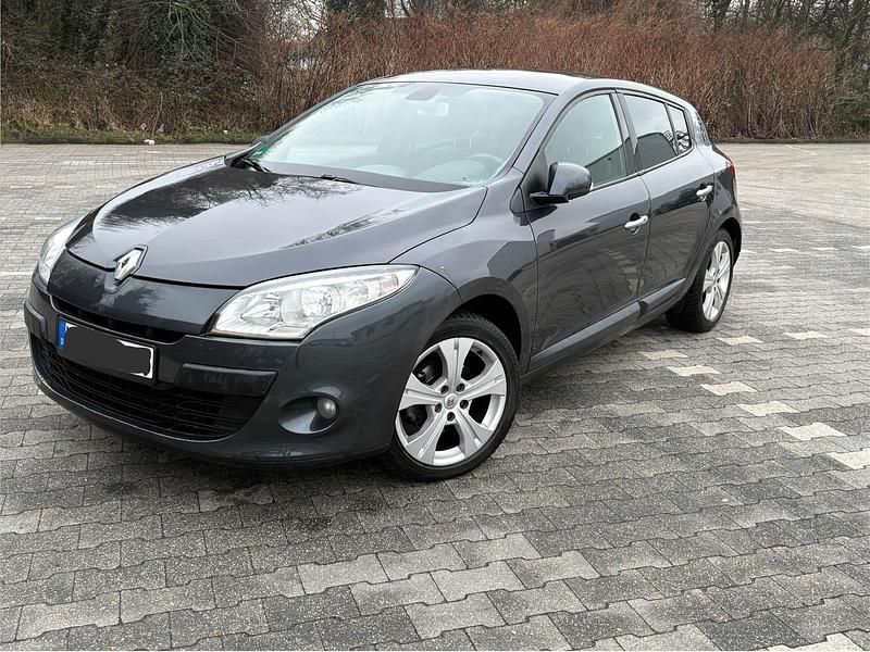 Gebraucht Renault Mégane 110 PS (80 kW) 2009 Schwarz Limousine