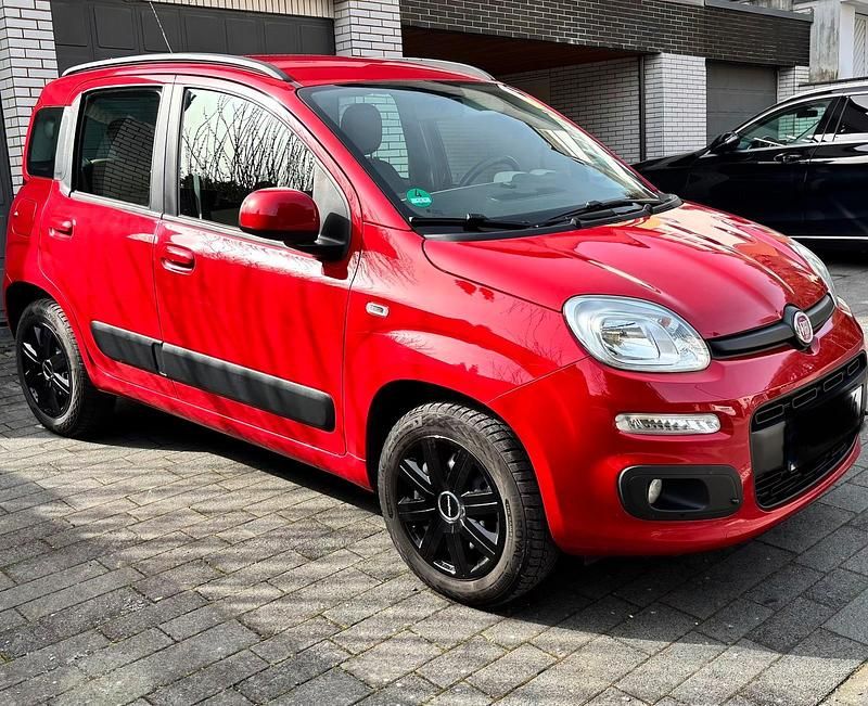 Gebraucht Fiat Panda 86 PS (63 kW) 2014 Rot Kleinwagen