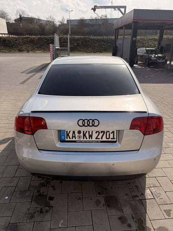 Gebraucht Audi A4 140 PS (102 kW) 2005 Silber Limousine