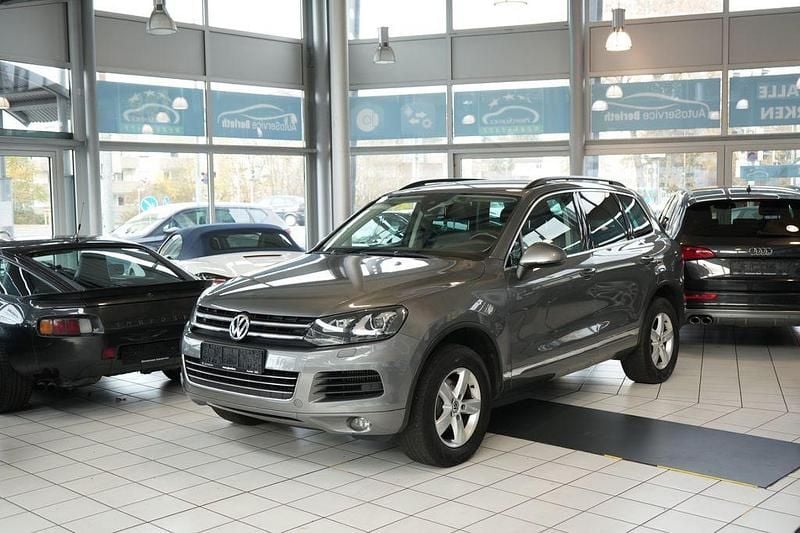 Grau Gebraucht 2014 VW Touareg SUV | 14.900 € (Guter Preis) - Bild 1/4