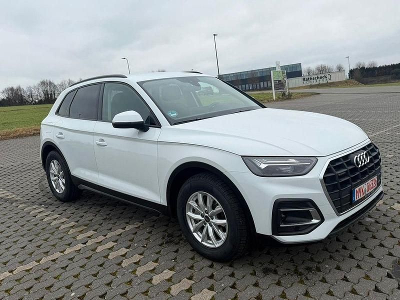 Gebraucht Audi Q5 Basis 204 PS (150 kW) 2022 Weiß SUV