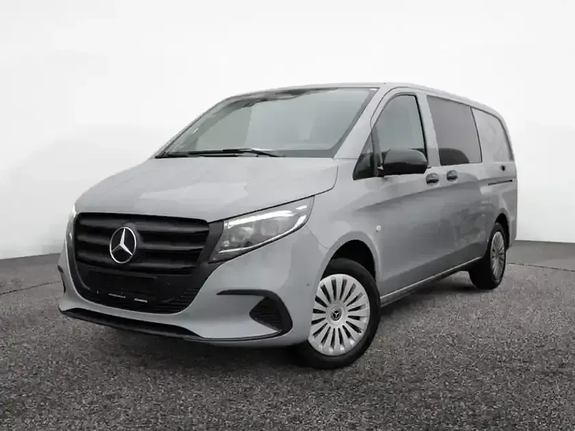 Gebraucht Mercedes Vito 190 PS (139 kW) 2024 Alpingrau Van