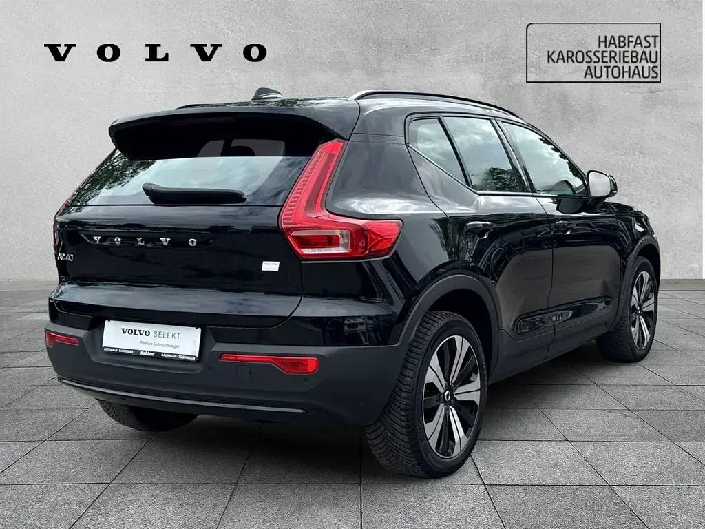 Usata Volvo XC40 Plus 169 kW (231 CV) 2023 Nero SUV