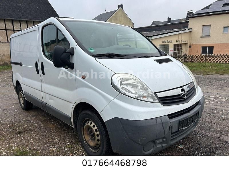 Gebraucht Opel Vivaro 90 PS (66 kW) 2010 Weiß Van / Kleinbus