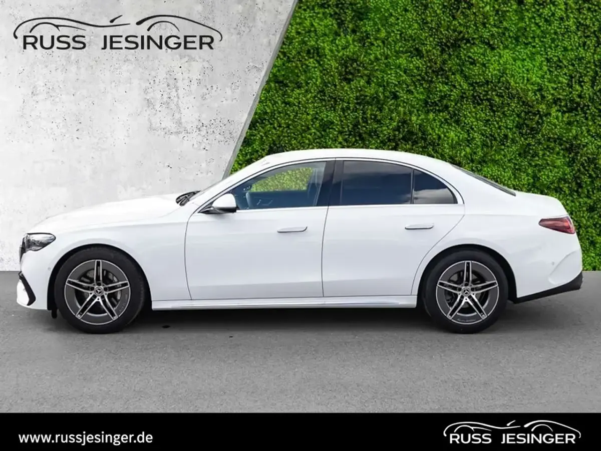 Gebraucht Mercedes E200 AMG line 204 PS (150 kW) 2025 Polarweiß Limousine