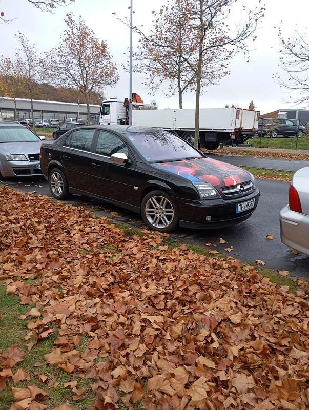 Schwarz Gebraucht 2002 Opel Vectra Limousine | 950 € (Guter Preis) - Bild 1/4