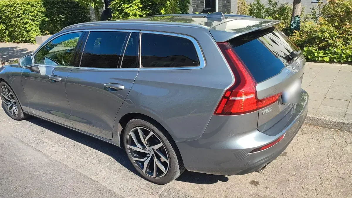 Second-hand Volvo V60 190 CP (139 kW) 2020 Gri Break