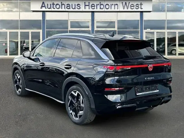 Gebraucht VW T-Roc R-line 150 PS (110 kW) 2026 Schwarz SUV