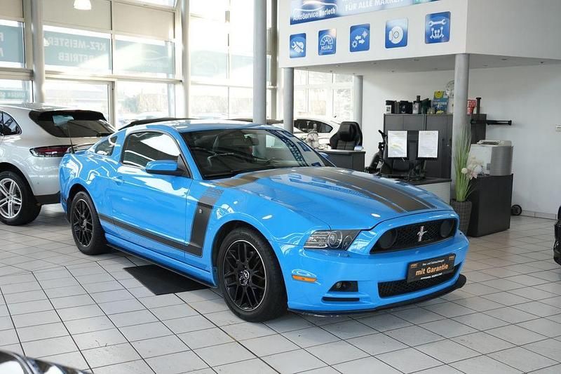 Blau Gebraucht 2012 Ford Mustang Coupé | 17.900 € (Fairer Preis) - Bild 1/4