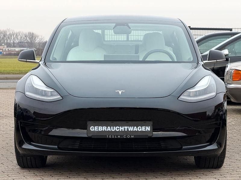 Gebraucht Tesla Model 3 Standard Range 239 kW (325 PS) 2019 Schwarz Limousine