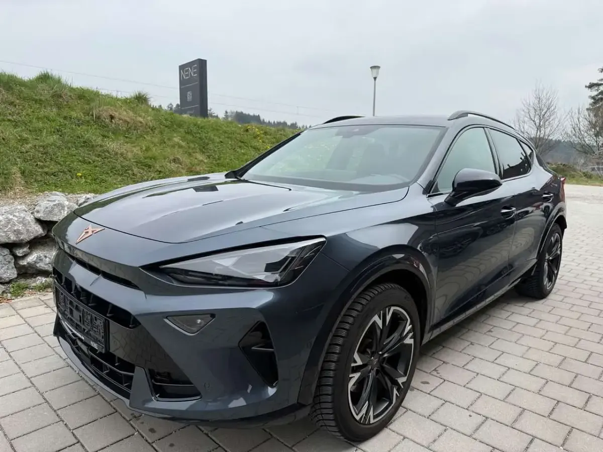 Gebraucht Cupra Formentor 150 PS (110 kW) 2025 Silber SUV