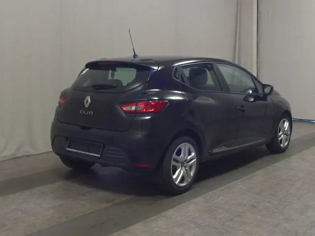 Gebraucht Renault Clio IV 90 PS (66 kW) 2019 Sternen schwarz (metallic) Limousine