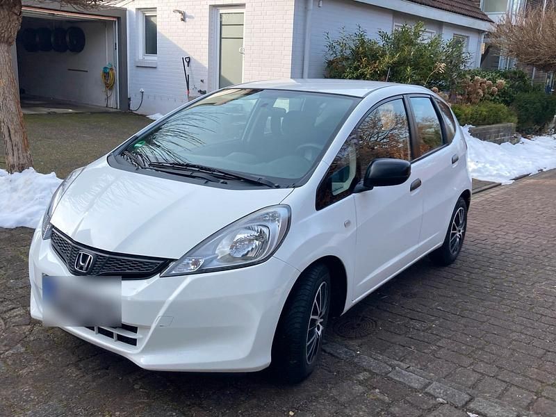 Gebraucht Honda Jazz Cool 90 PS (66 kW) 2014 Weiß Kleinwagen