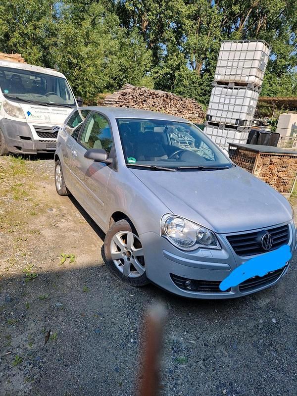 Silber Gebraucht 2009 VW Polo Kleinwagen | 3.500 € (Fairer Preis) - Bild 1/4
