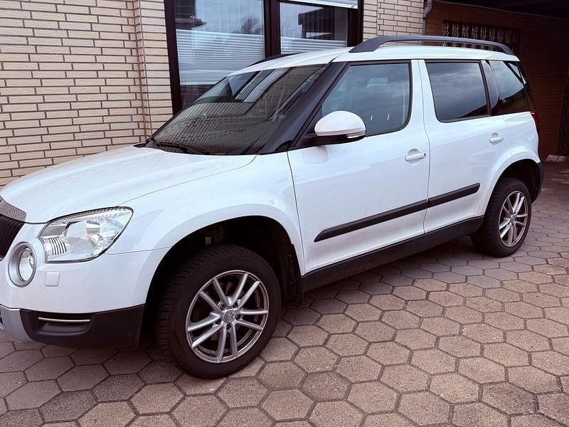 Gebraucht Skoda Yeti 140 PS (102 kW) 2011 Weiß SUV