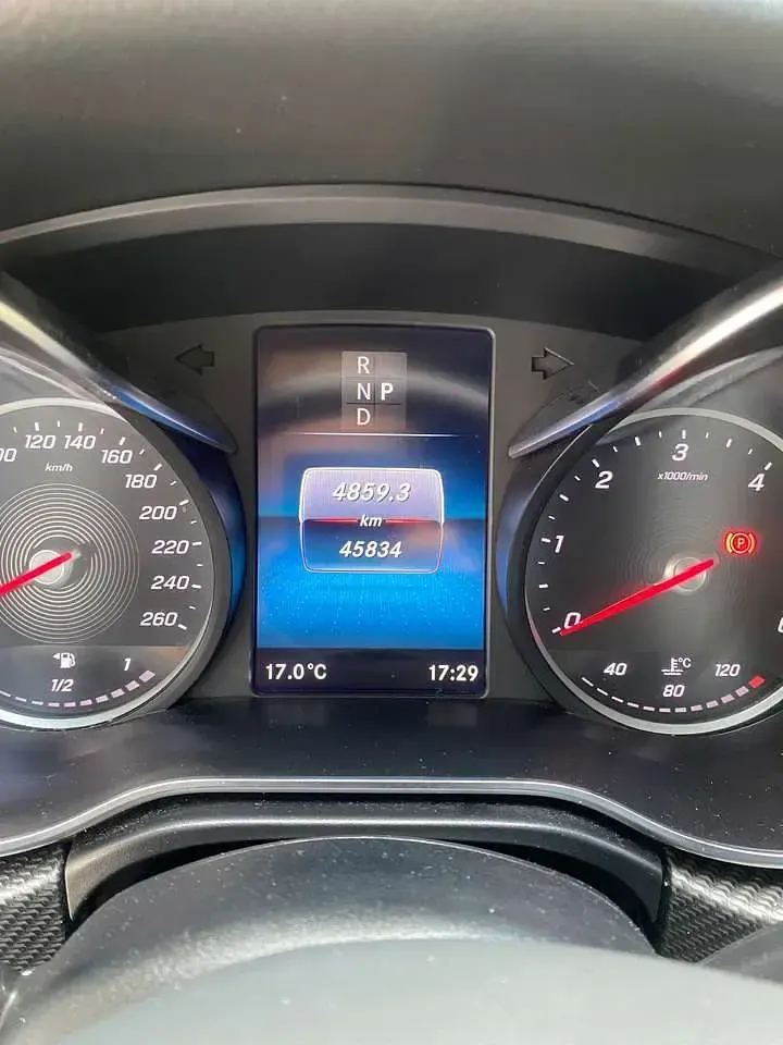 Gebraucht Mercedes V250 190 PS (139 kW) 2021 Van / Kleinbus