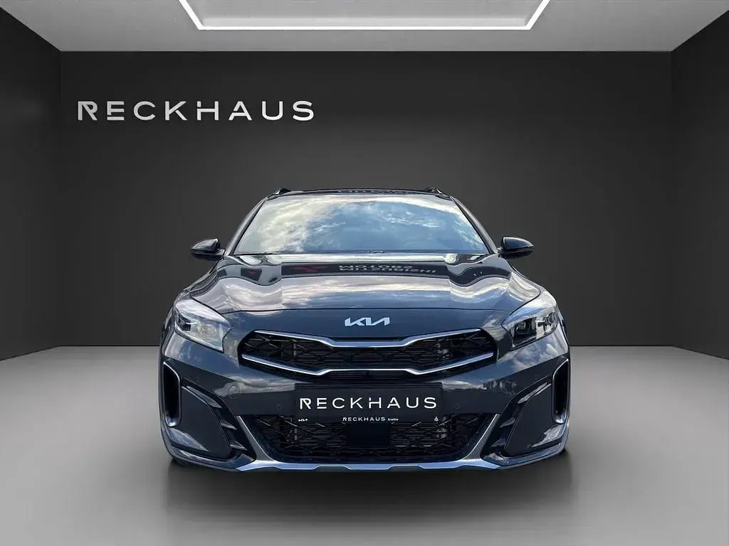 Neu Kia XCeed GT-Line 179 PS (131 kW) 2026 Grau SUV