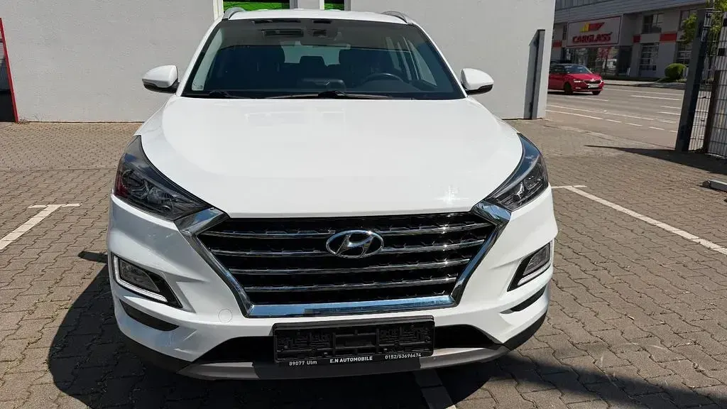 Gebraucht Hyundai Tucson Pure 177 PS (130 kW) 2019 Weiß SUV