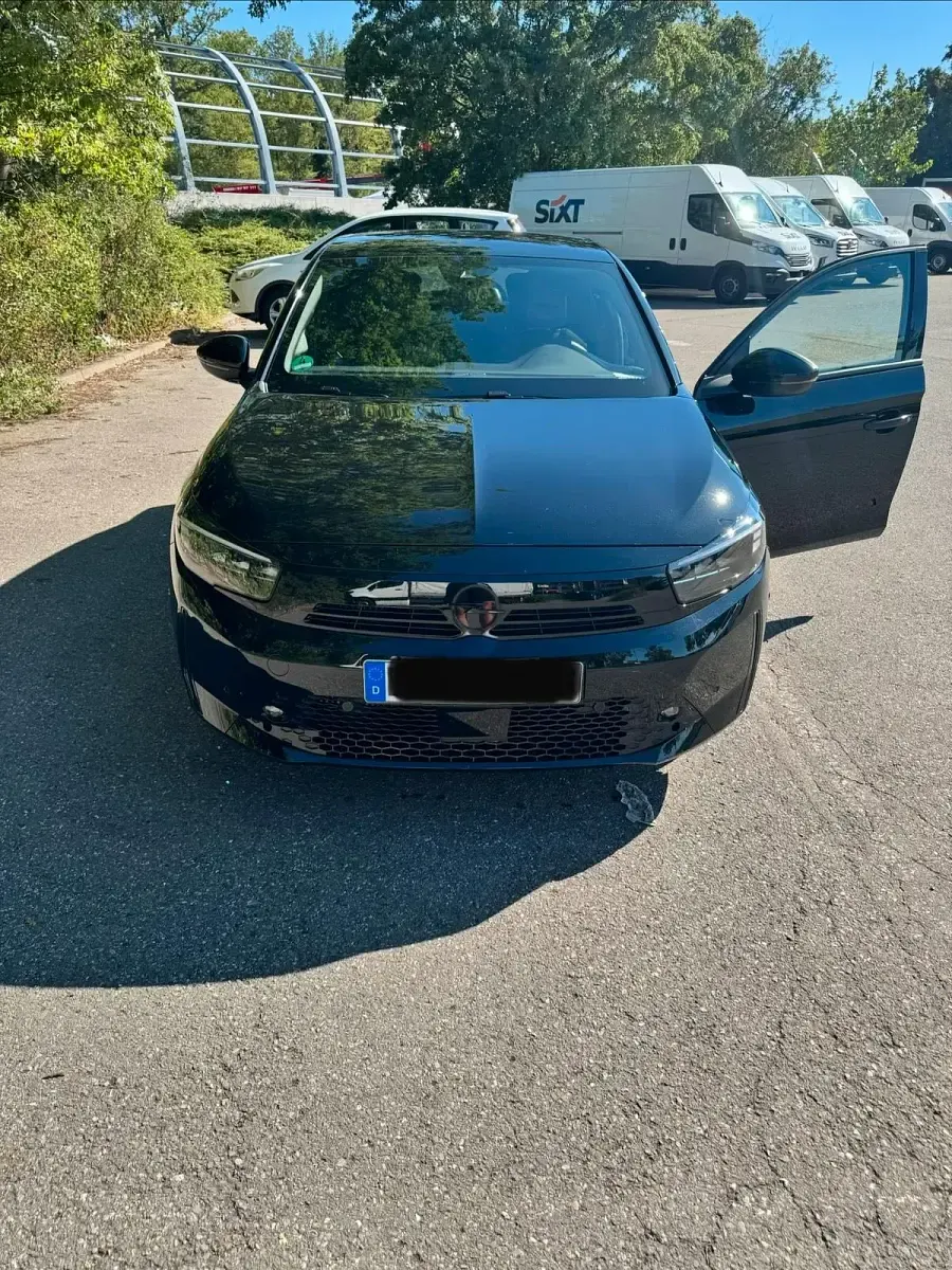 Gebraucht Opel Corsa 101 PS (74 kW) 2024 Schwarz Kleinwagen