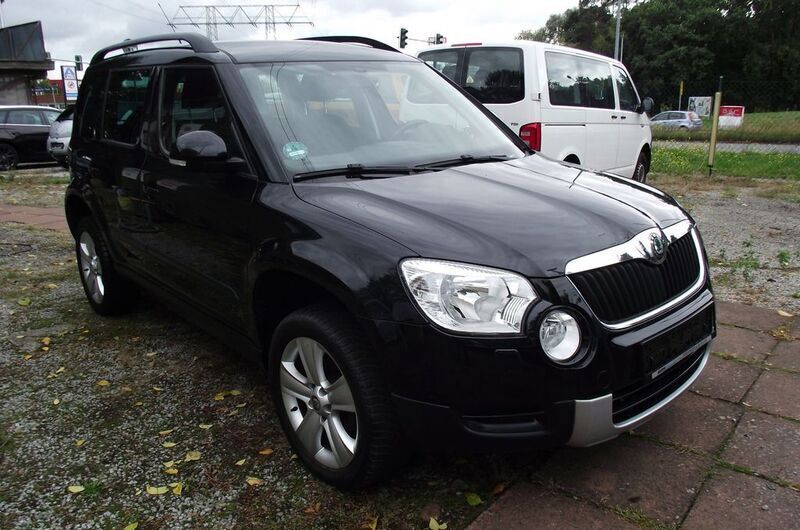 Gebraucht Skoda Yeti Ambition 105 PS (77 kW) 2010 Schwarzmagic perleffekt SUV