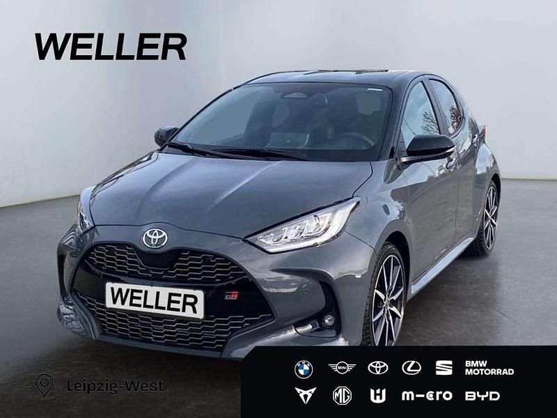 Storm grey/dach mysticschwarz Neu 2025 Toyota Yaris Hybrid Sport Kleinwagen | 27.990 € (Fairer Preis) - Bild 1/3