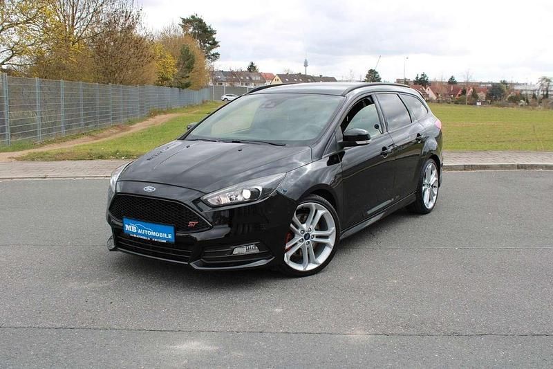 Gebraucht Ford Focus ST 250 PS (183 kW) 2016 Schwarz Kombi