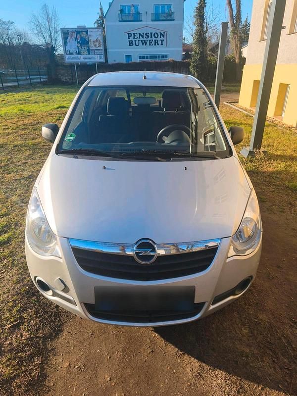 Gebraucht Opel Agila 63 PS (46 kW) 2009 Silber Kleinwagen