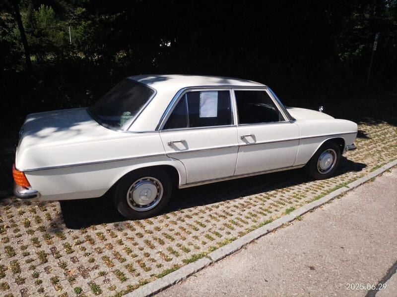 Gebraucht 1975 Mercedes 200/8 Limousine | 8.600 € - Bild 1/4