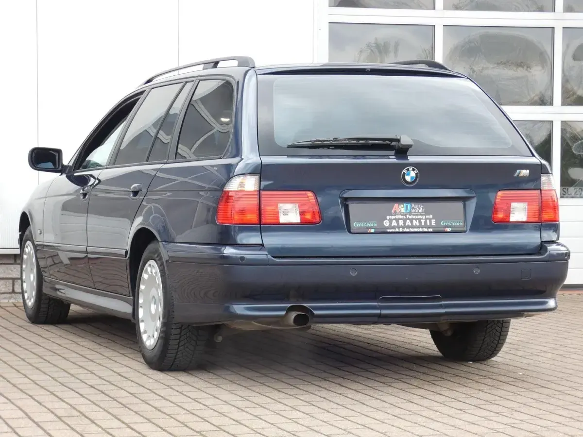 Gebraucht BMW 520 Exclusive 170 PS (125 kW) 2003 Blau Kombi