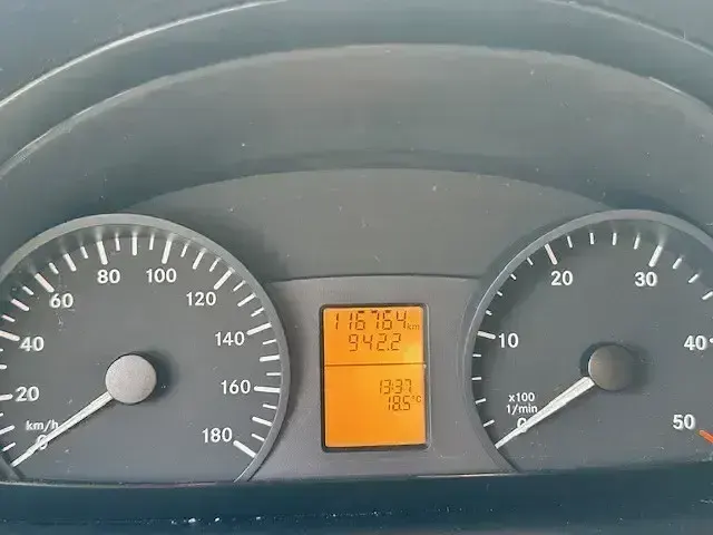 Usado Mercedes Sprinter 143 HP (105 kW) 2017 Branco
