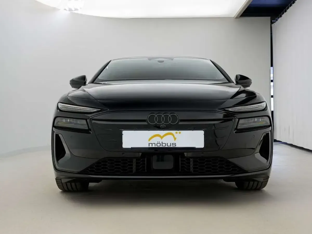 Neu Audi A6 e-tron S-Line 269 kW (367 PS) 2026 Mythosschwarz metallic Kombi