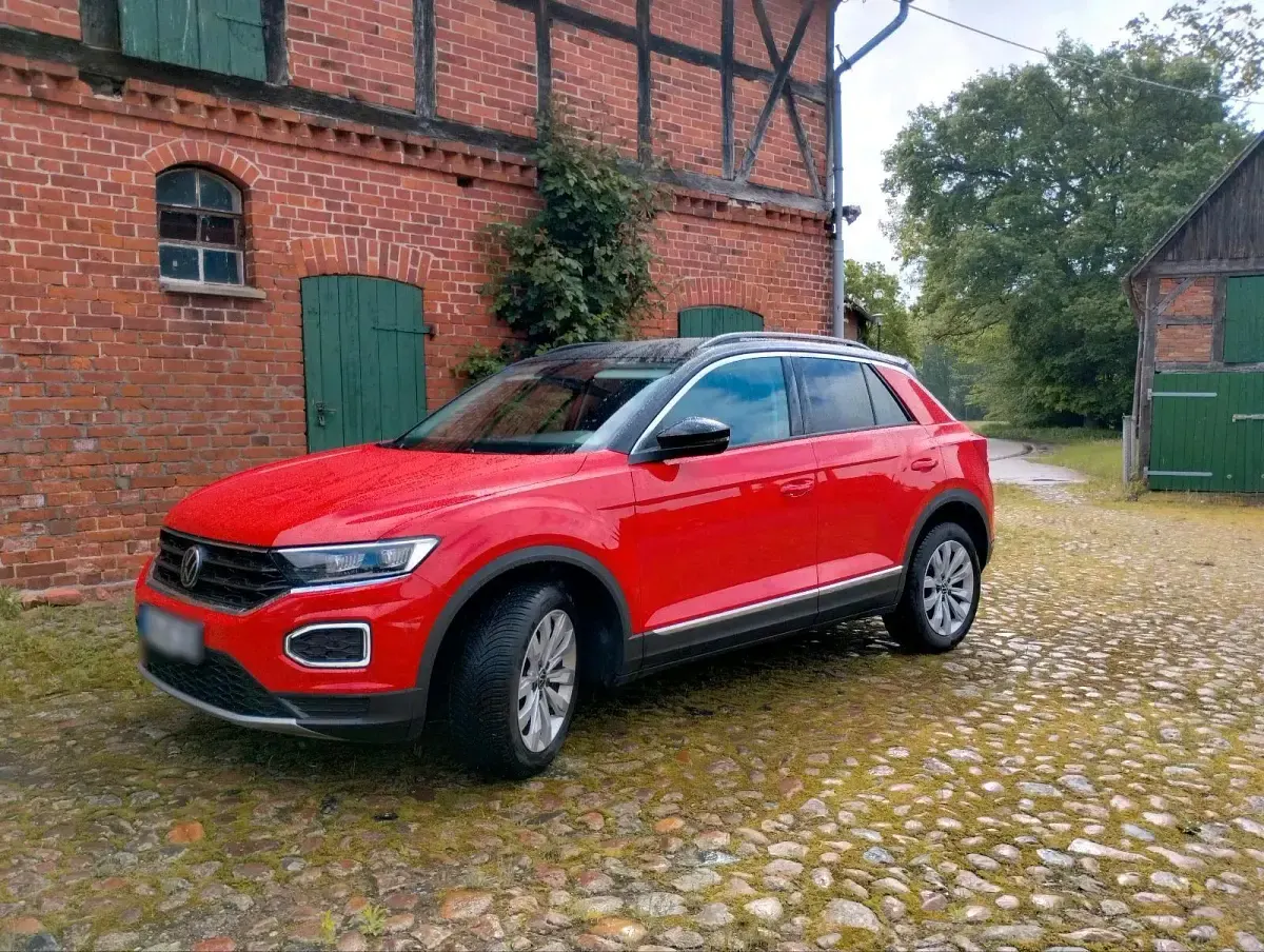 Gebraucht VW T-Roc 110 PS (80 kW) 2022 Rot SUV