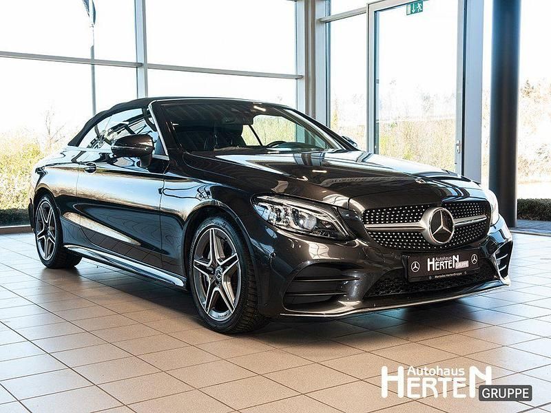 Gebraucht Mercedes C300 AMG 258 PS (189 kW) 2020 Lack graphitgrau Cabrio