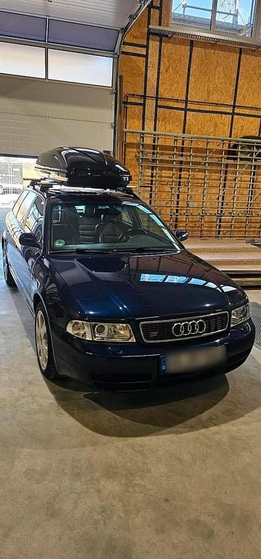 Second-hand Audi S4 265 CP (194 kW) 1998 Albastru Break