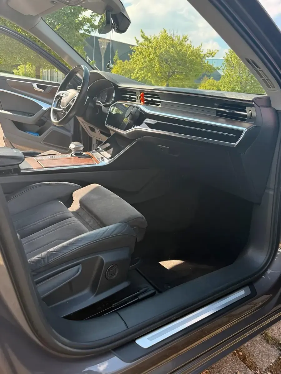 Gebraucht Audi A6 204 PS (150 kW) 2021 Andere farben Kombi