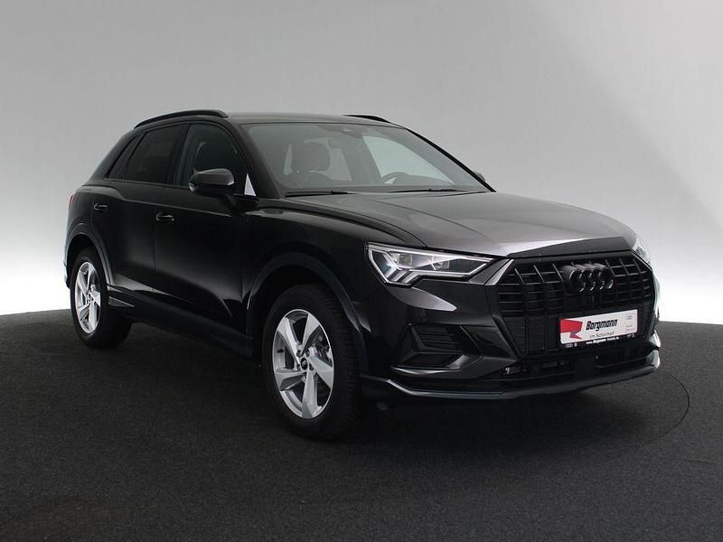 Gebraucht Audi Q3 Advanced 150 PS (110 kW) 2025 Schwarz / mythosschwarz SUV
