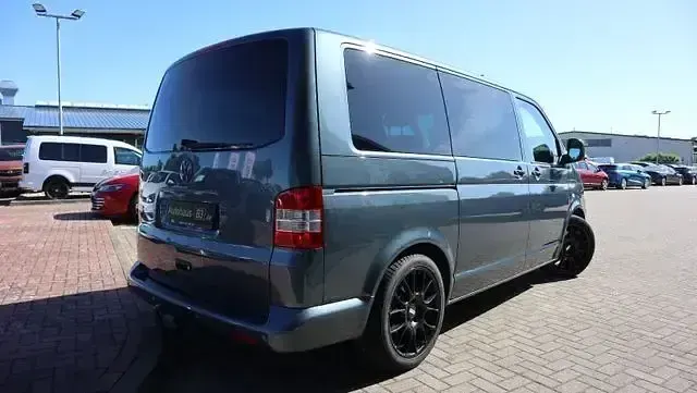 Używany VW Multivan Beach 174 KM (127 kW) 2006 Szary Minivan