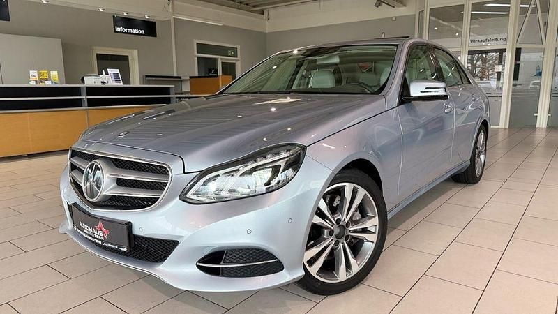 Gebraucht Mercedes E400 333 PS (244 kW) 2013 Silber Limousine
