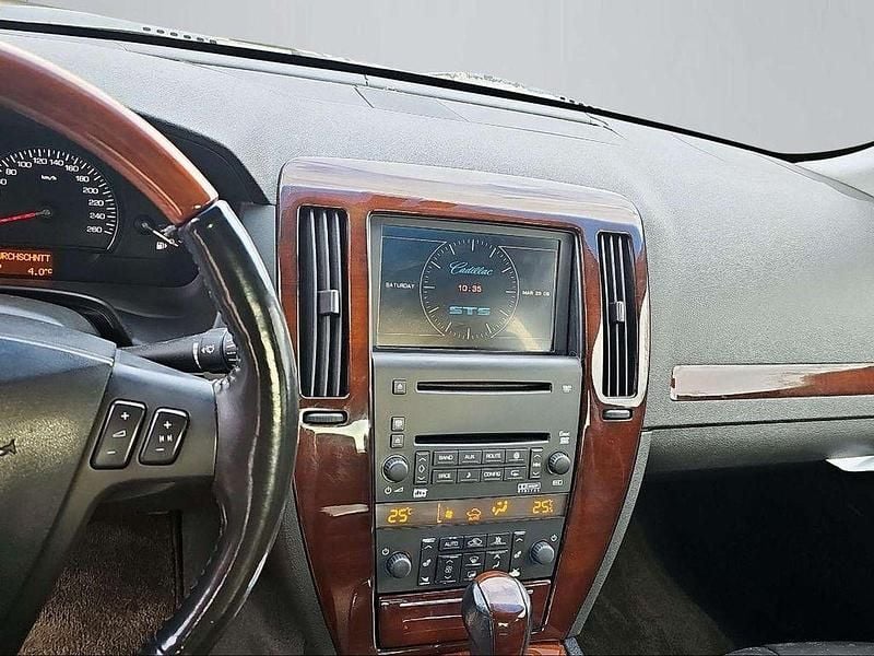 Gebraucht Cadillac STS 325 PS (239 kW) 2010 Limousine