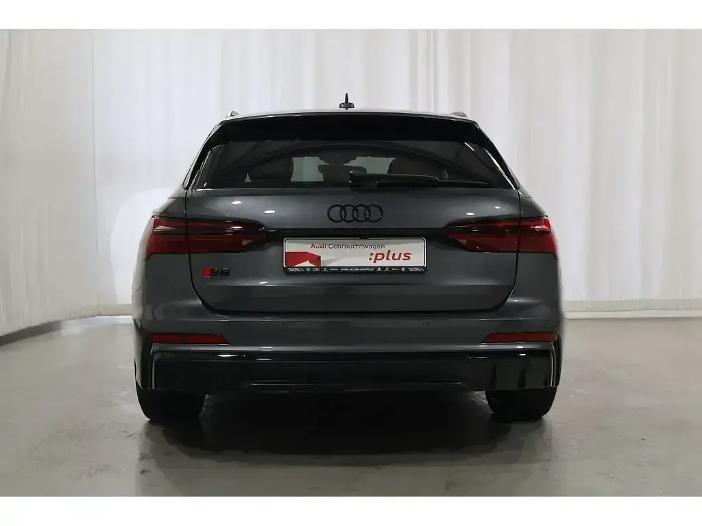 Gebraucht Audi S6 Ambiente 253 PS (186 kW) 2025 Grau Kombi